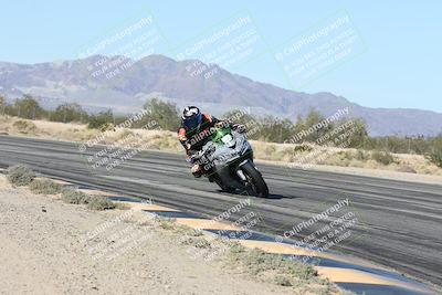 media/Dec-04-2025-Racers Edge (Thu) [[5ebc9f124d]]/3-B Group/3-Session 2 (Turn 7 Inside)/